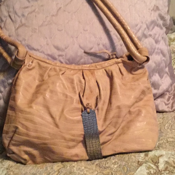 Lisandro Sarasola  Bag - Picture 4 of 8